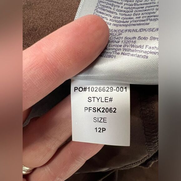 NYDJ Basic Faux Suede Stretch Legging Pants in Dark Chocolate Womens 12 Petite - Picture 5 of 8